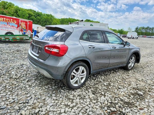 2018 MERCEDES-BENZ GLA GLA250-4M