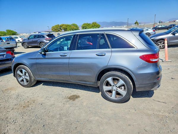 2016 MERCEDES-BENZ GLC GLC300