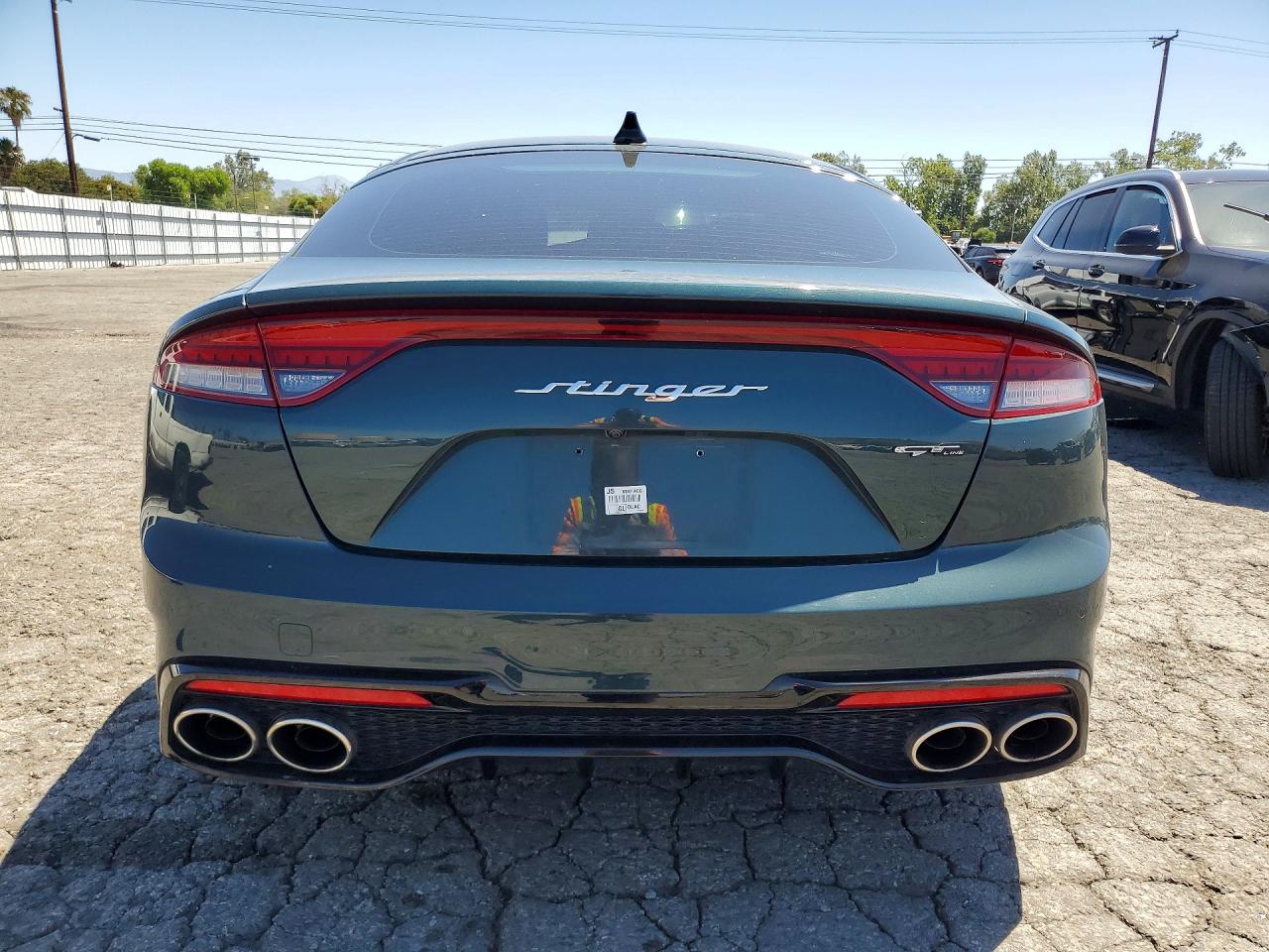 2022 KIA STINGER GT-Line