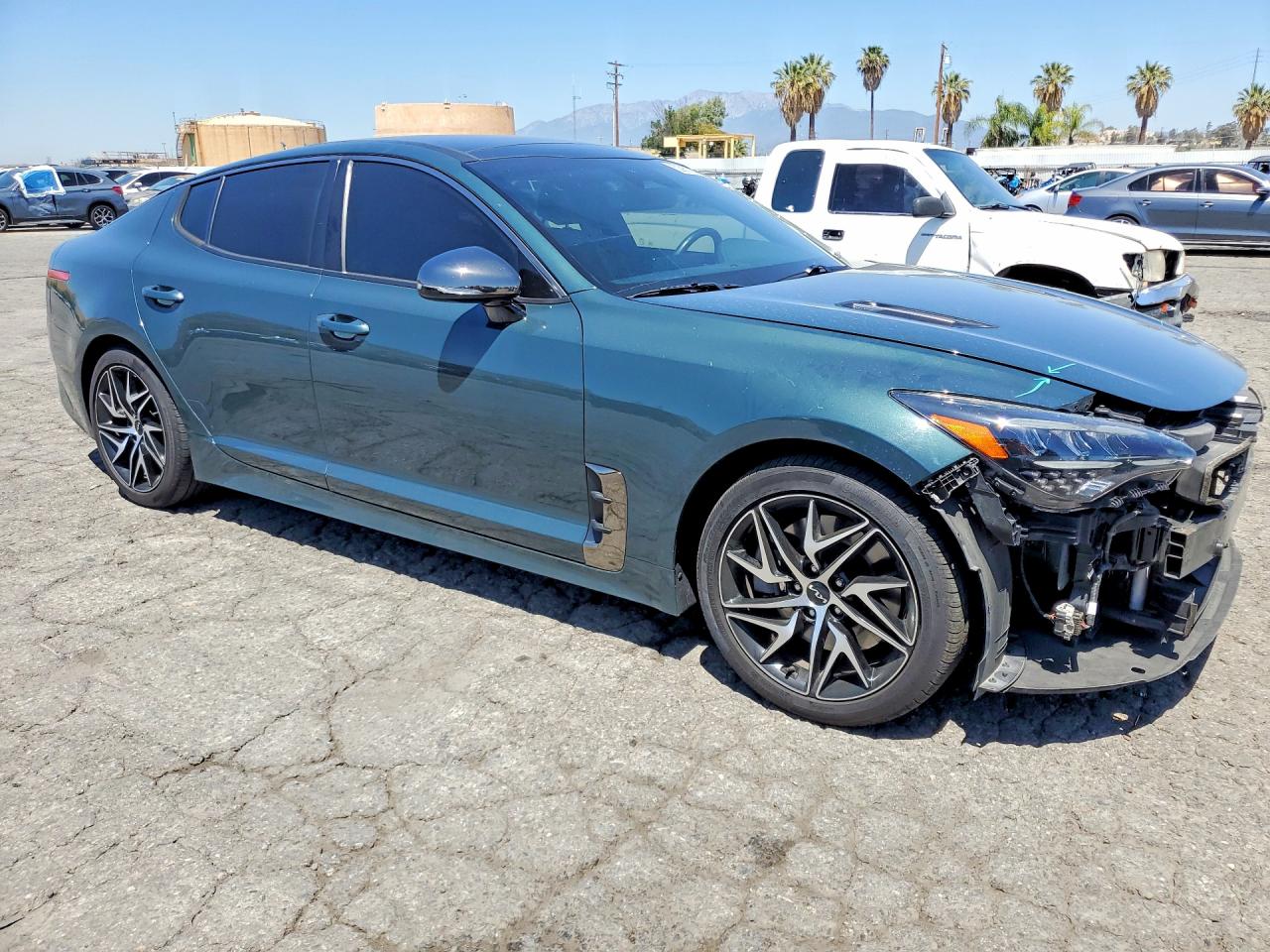 2022 KIA STINGER GT-Line