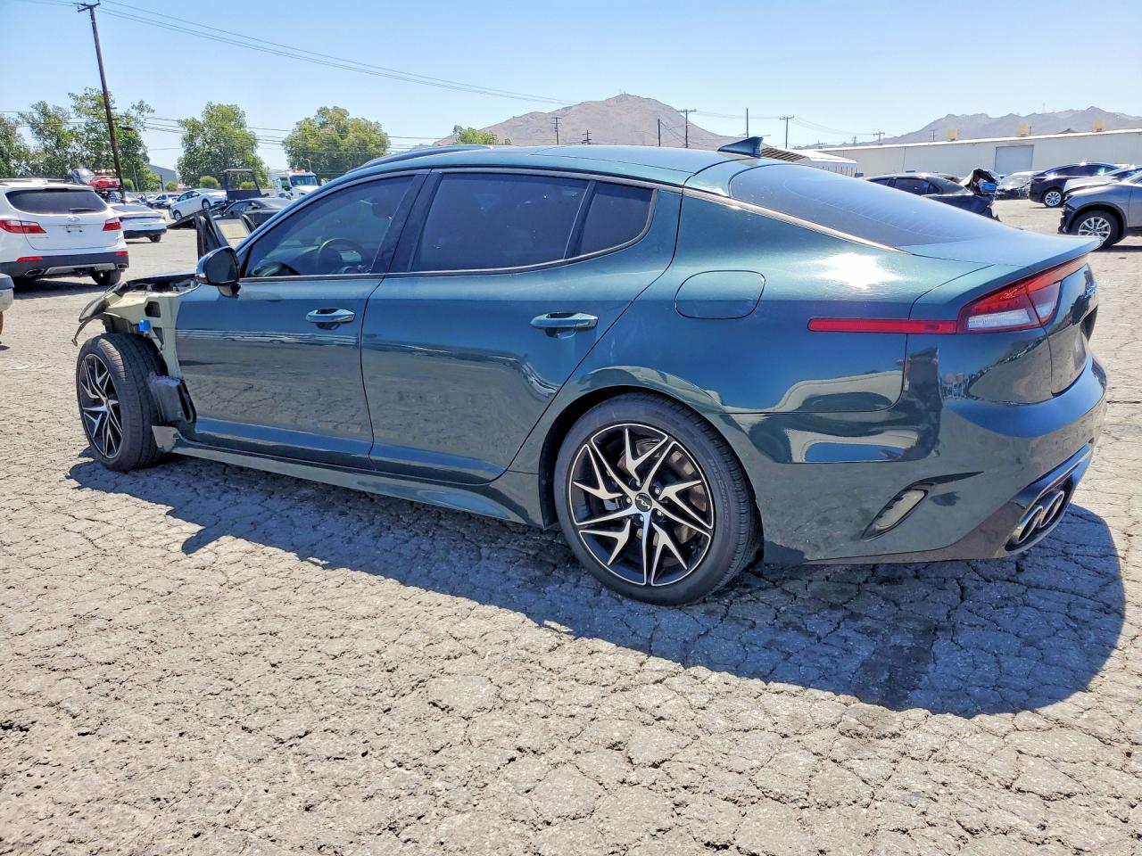 2022 KIA STINGER GT-Line