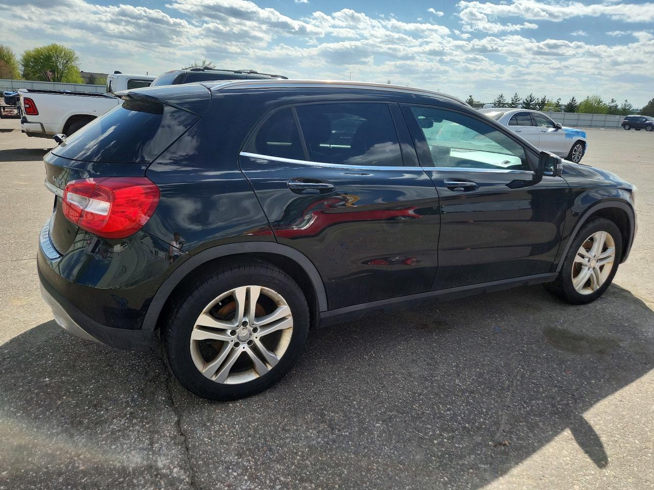 2016 MERCEDES-BENZ GLA GLA250-4M