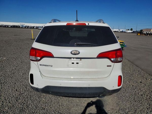 2014 KIA SORENTO Base/ LX