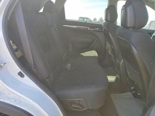 2014 KIA SORENTO Base/ LX