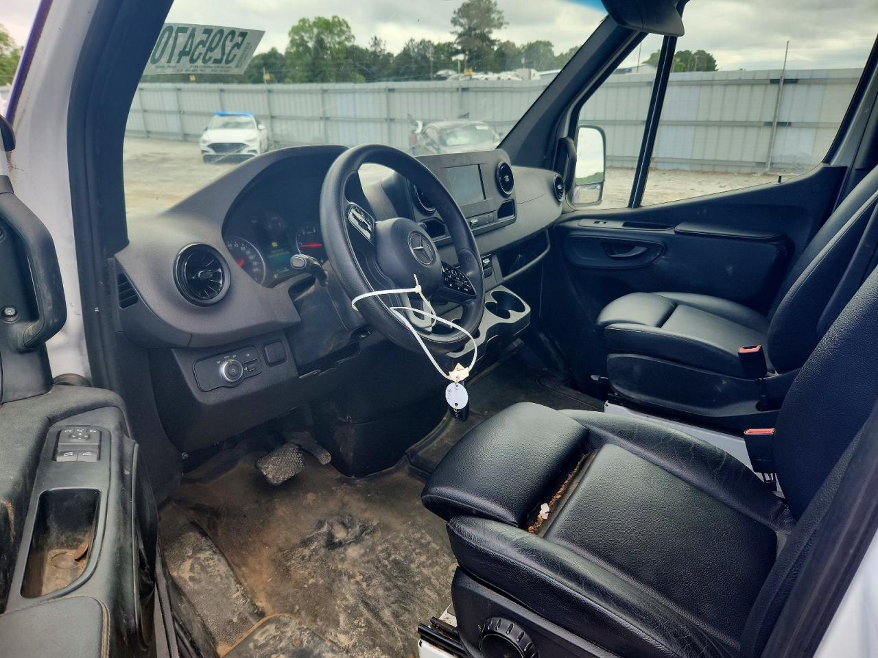 2023 MERCEDES-BENZ SPRINTER 907 (VS30)