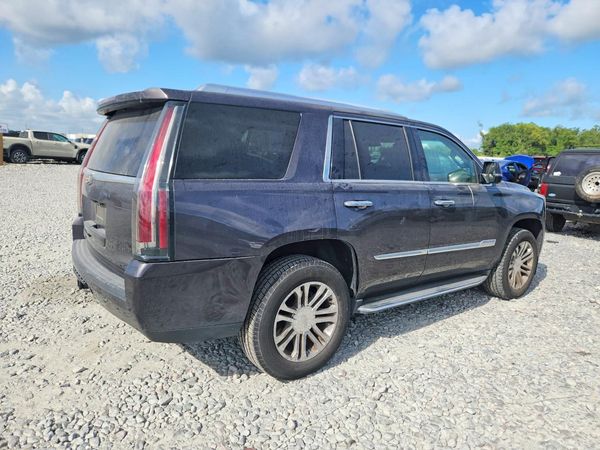 2016 CADILLAC ESCALADE