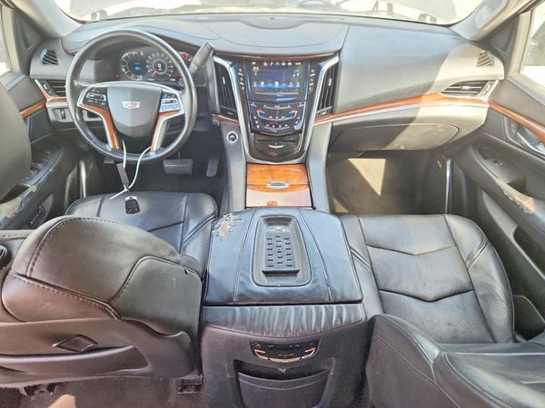 2016 CADILLAC ESCALADE