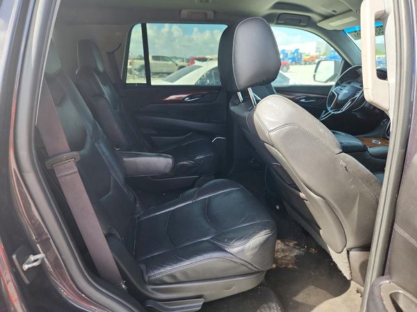 2016 CADILLAC ESCALADE