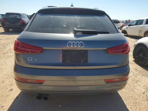 2016 AUDI Q3