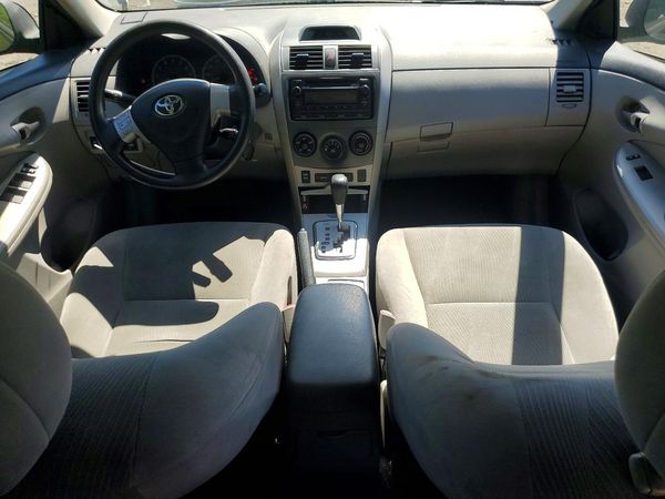 2012 TOYOTA COROLLA