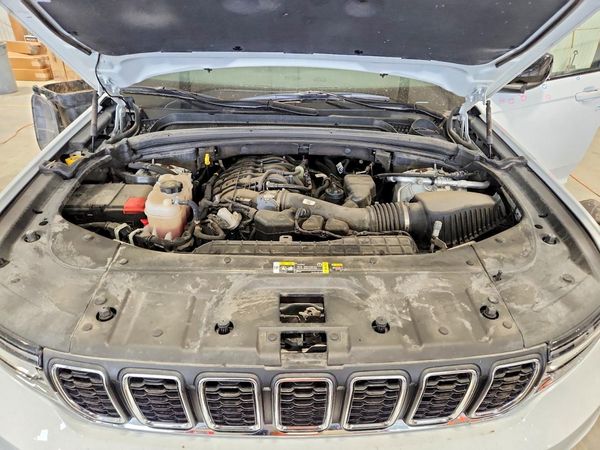2023 JEEP GRAND CHEROKEE L LAREDO 4X4