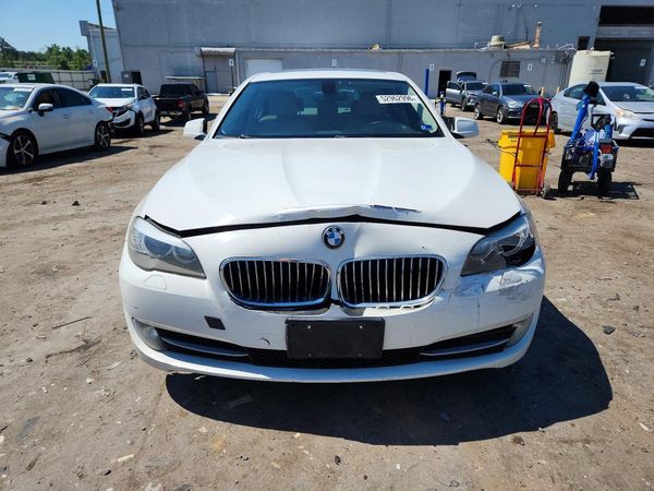 2013 BMW 528