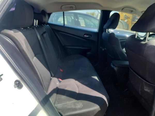 2019 TOYOTA PRIUS L/LE/XLE/LTD.