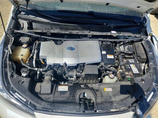 2019 TOYOTA PRIUS L/LE/XLE/LTD.