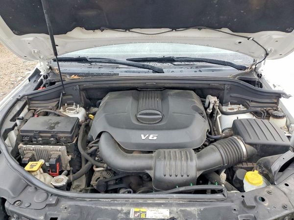 2015 JEEP GRAND CHEROKEE LAREDO 4X4
