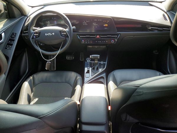 2024 KIA NIRO