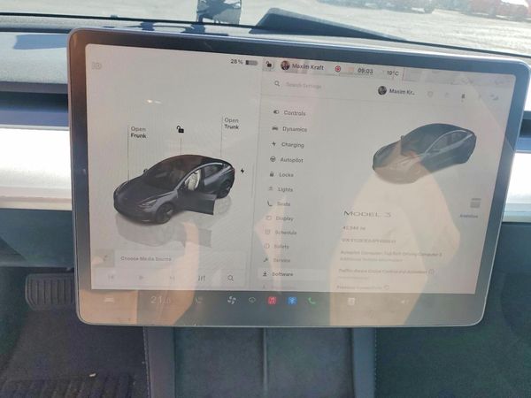 2023 TESLA MODEL 3