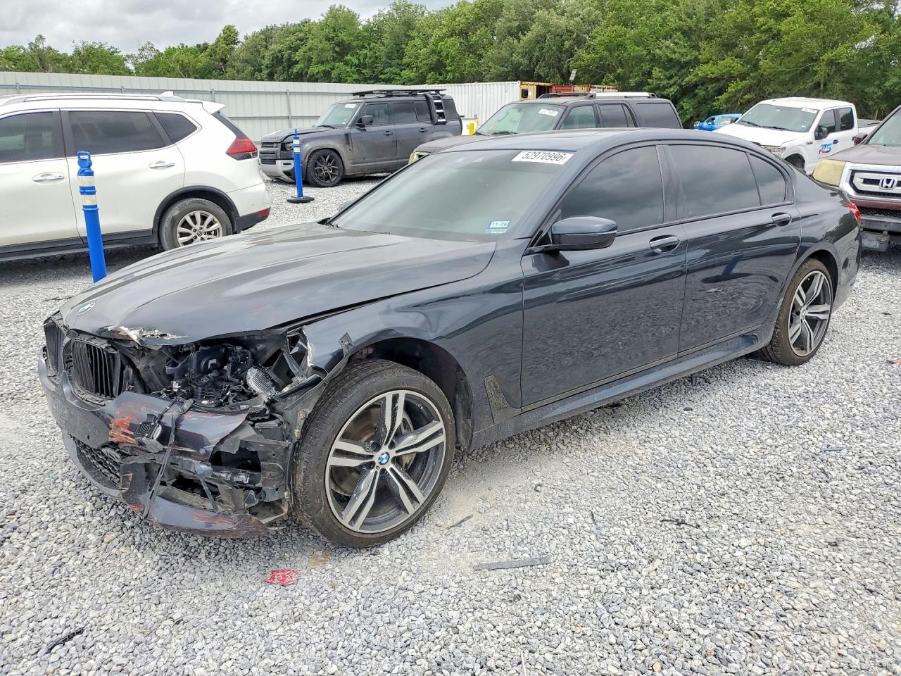 2019 BMW 740