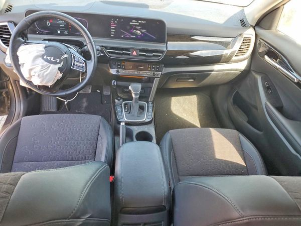 2025 KIA SELTOS S, X-Line