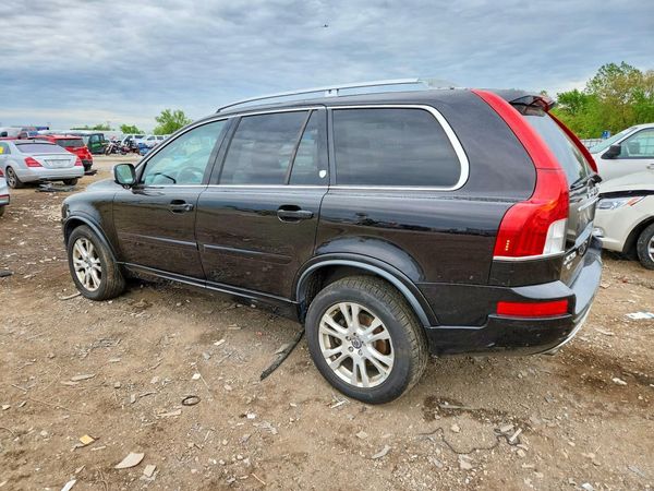 2013 VOLVO XC90