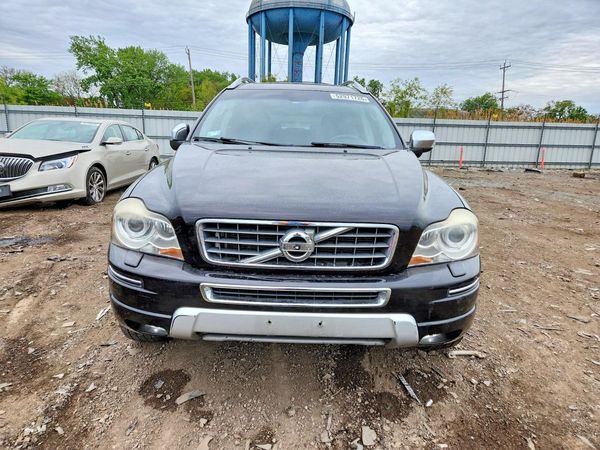 2013 VOLVO XC90
