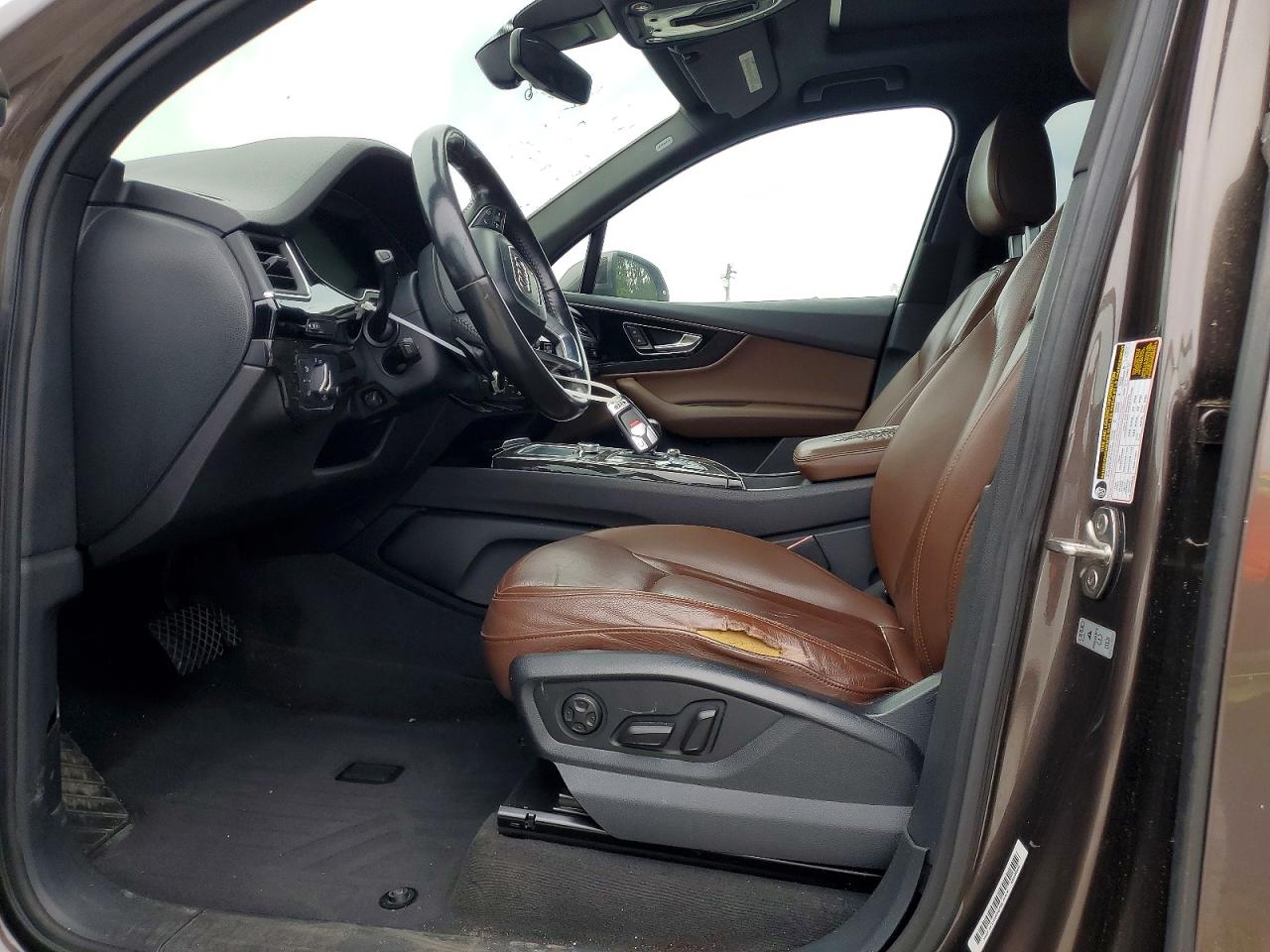 2017 AUDI Q7 quattro Premium Plus
