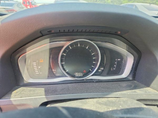 2018 VOLVO V60 Dynamic — ODOM