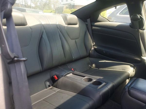 2017 INFINITI Q60