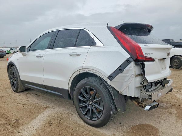2019 CADILLAC XT4 Luxury