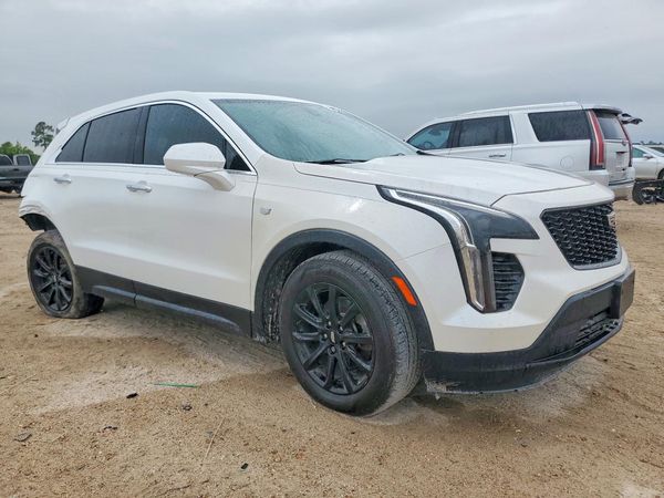 2019 CADILLAC XT4 Luxury