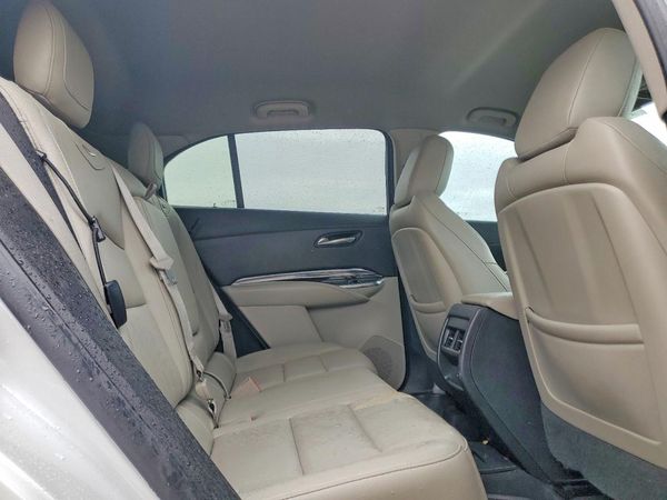 2019 CADILLAC XT4 Luxury