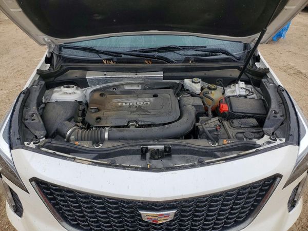 2019 CADILLAC XT4 Luxury