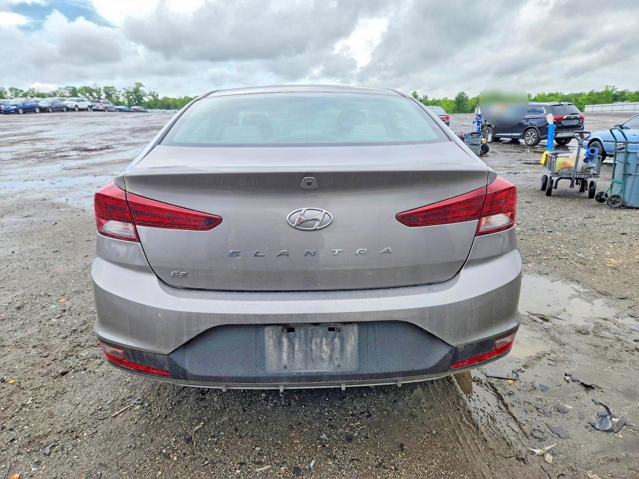 2020 HYUNDAI ELANTRA SE