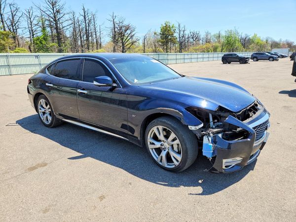 2016 INFINITI Q70L
