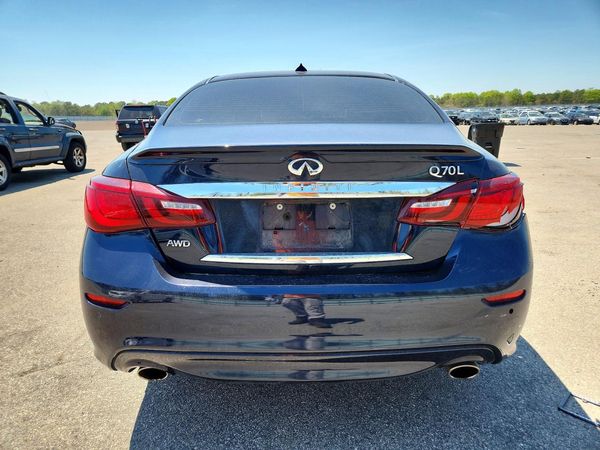 2016 INFINITI Q70L