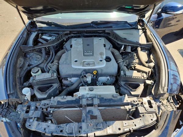 2016 INFINITI Q70L