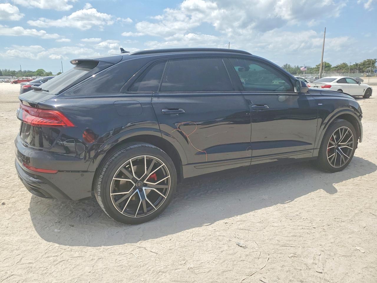 2019 AUDI Q8 S Line quattro Prestige