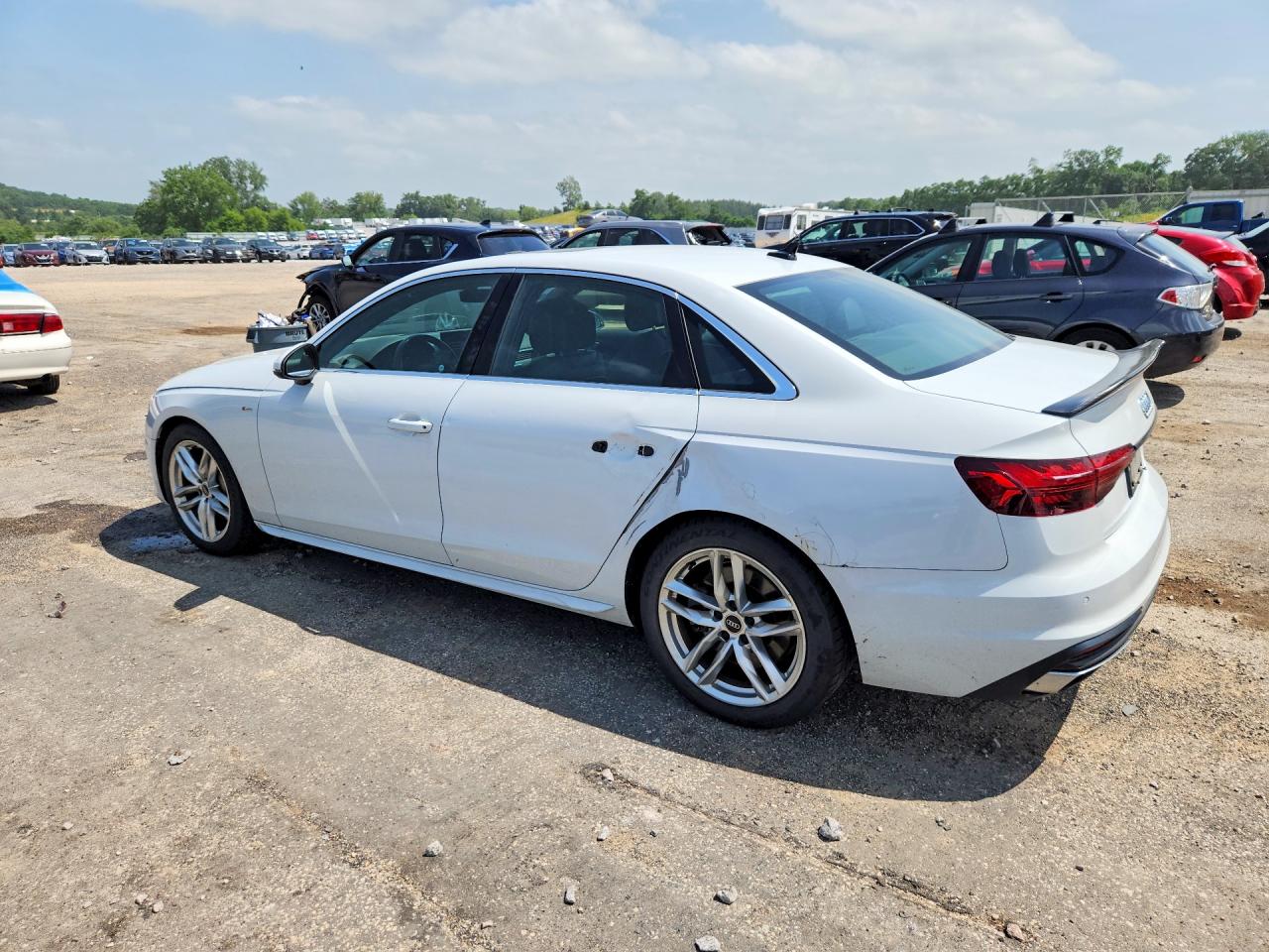 2022 AUDI A4