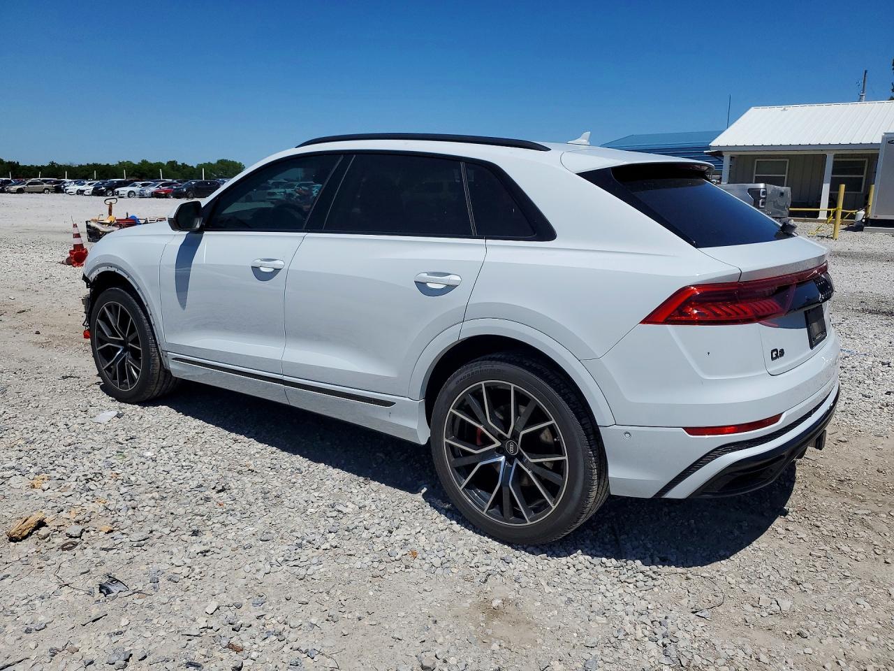 2023 AUDI Q8