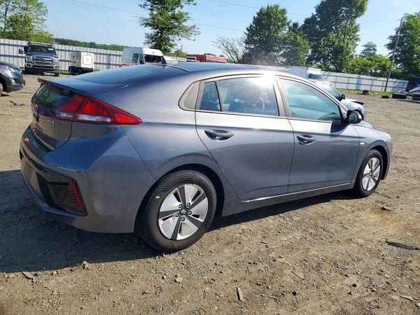 2017 HYUNDAI IONIQ