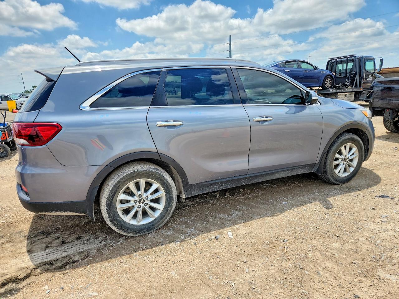 2020 KIA SORENTO L, LX, S