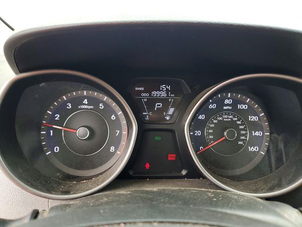 2013 HYUNDAI ELANTRA