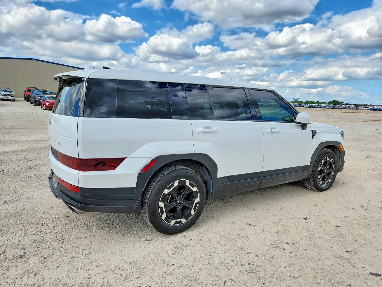 2025 HYUNDAI SANTA FE SE