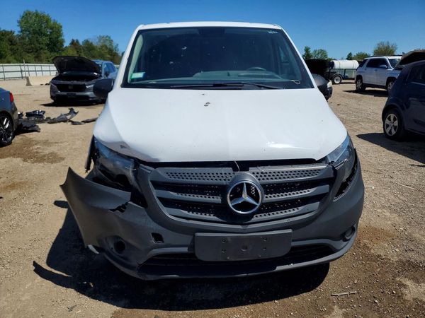 2020 MERCEDES-BENZ METRIS