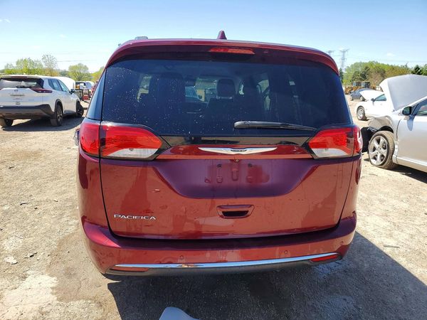 2017 CHRYSLER PACIFICA