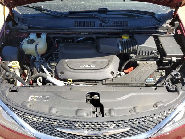2017 CHRYSLER PACIFICA