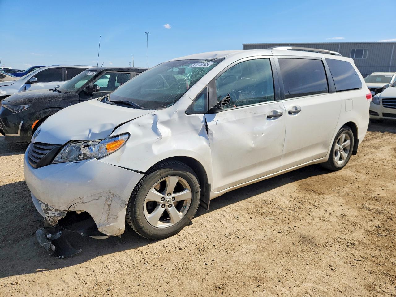 2013 TOYOTA SIENNA