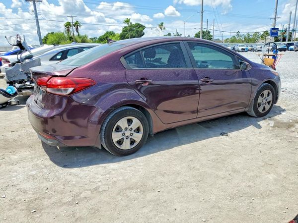 2017 KIA FORTE LX Base