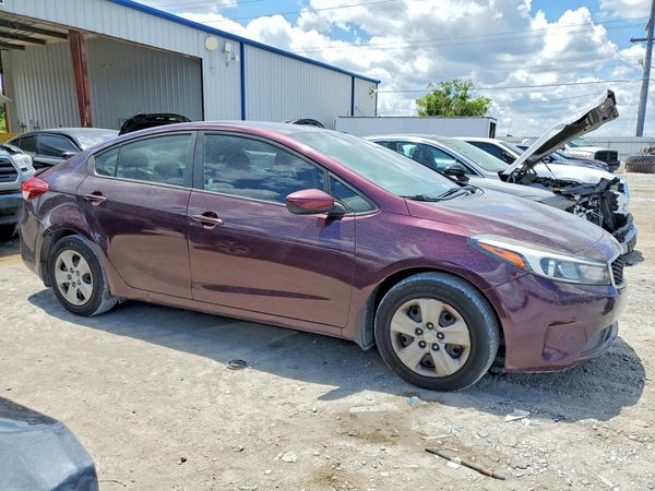 2017 KIA FORTE LX Base