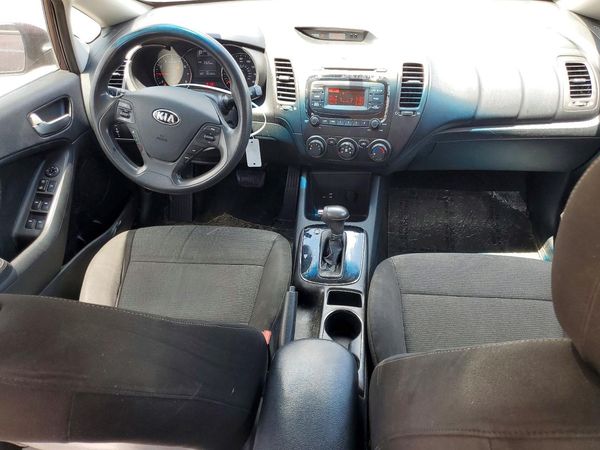 2017 KIA FORTE LX Base